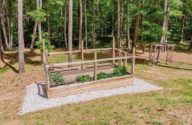 Photo - 421 Pagebrook Dr