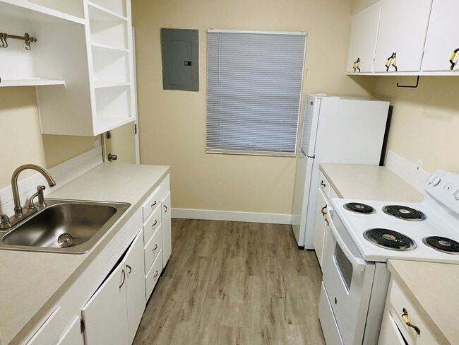 Photo - Inner SE Cool and Comfort Unit 4209