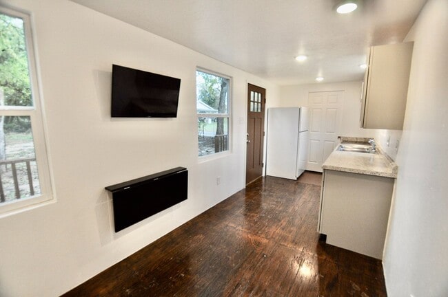 Photo - FOR LEASE! 1 BR - 1 BA - 325 sf - Container Home. All Utilities (Electricity, Water, Sewer & Garb...