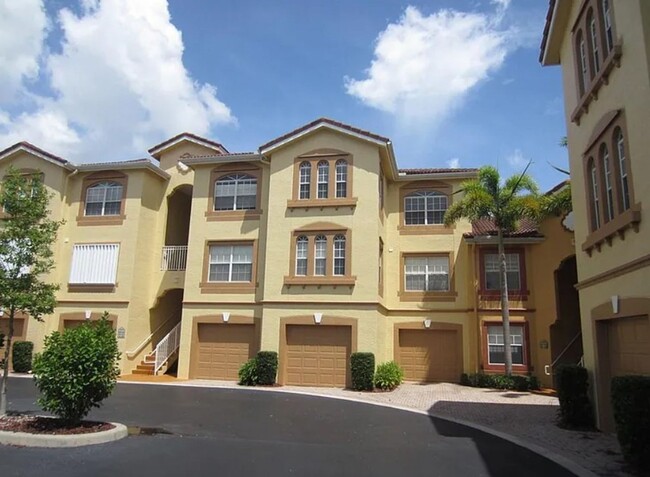 Building Photo - 15625 Ocean Walk Circle Unit 309 Rental