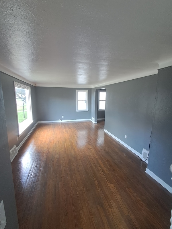Photo - 20901 Clare Ave