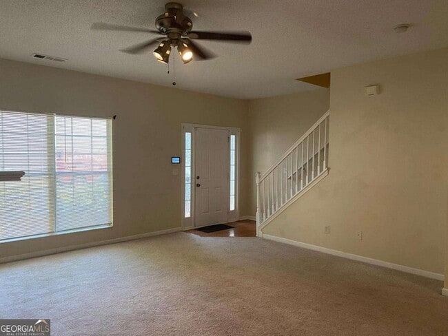 Photo - 2858 Parkway Close