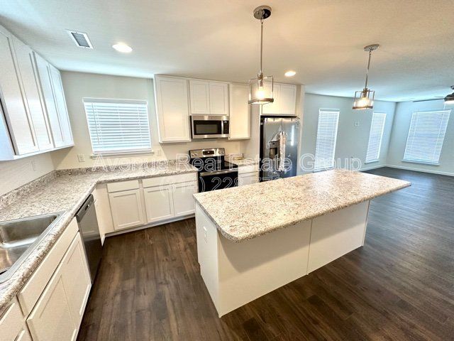 Photo - 5585 Walden Ridge Dr