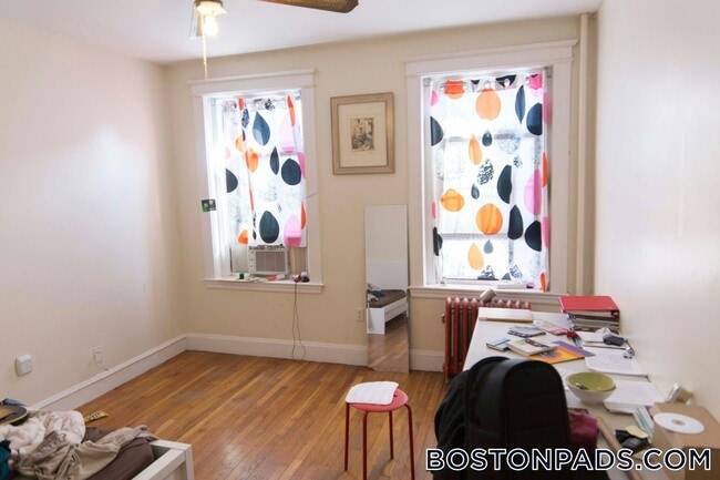 Photo - 56 Queensberry St Unit 12-A