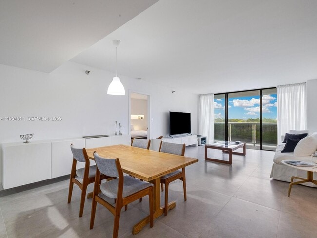 Photo - 20505 E Country Club Dr Unit 531