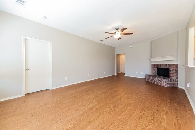 Photo - 420 Fireside Pl