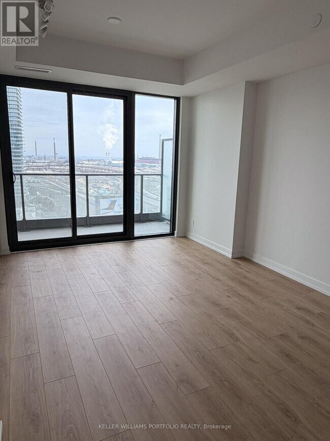 Photo - 35 Parliament St Unité 1713