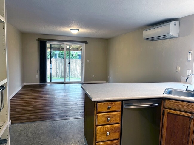 Photo - 15807 NE 86th Cir