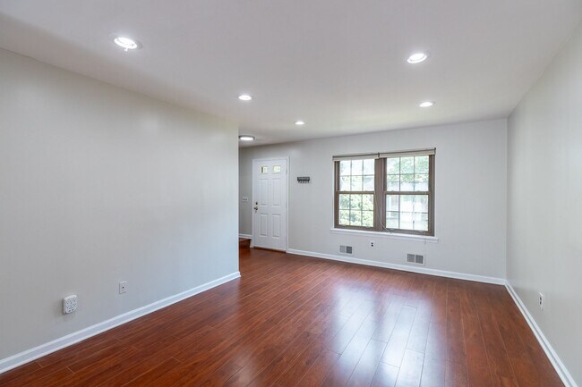 Photo - 2 bed 2.5 bath