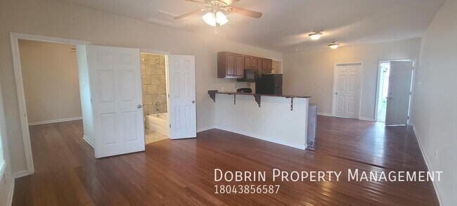 Photo - 1809 W Moore St