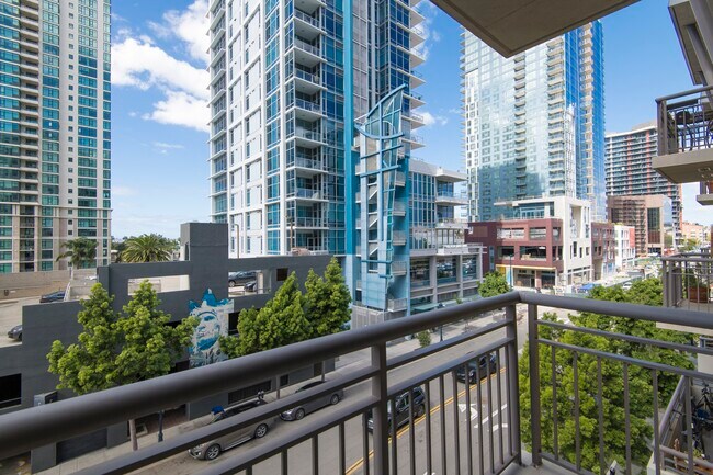 Photo - 1277 Kettner Blvd Unidad Treo  407