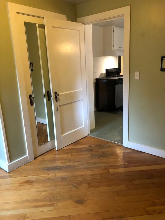 Photo - Adorable Two-bedroom Ballard Cottage