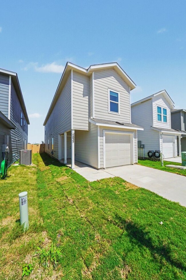 Photo - Gorgeous Open-Concept Home Near Randolph AFB - Realtor Commission: $500