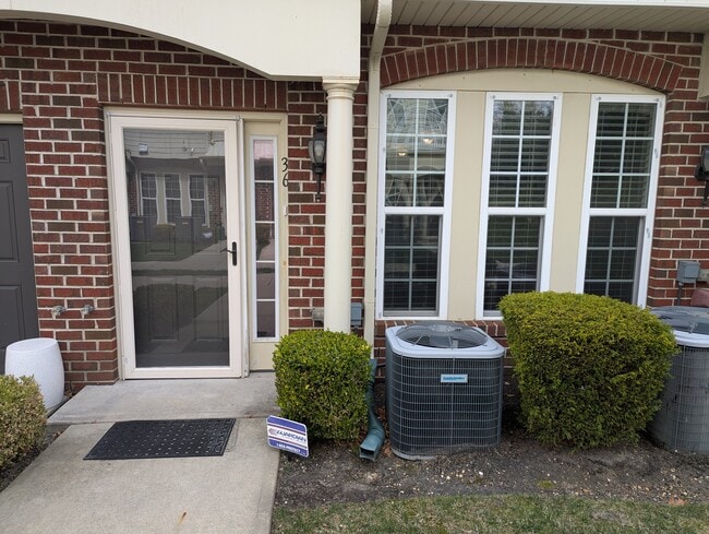 36 Jake Dr