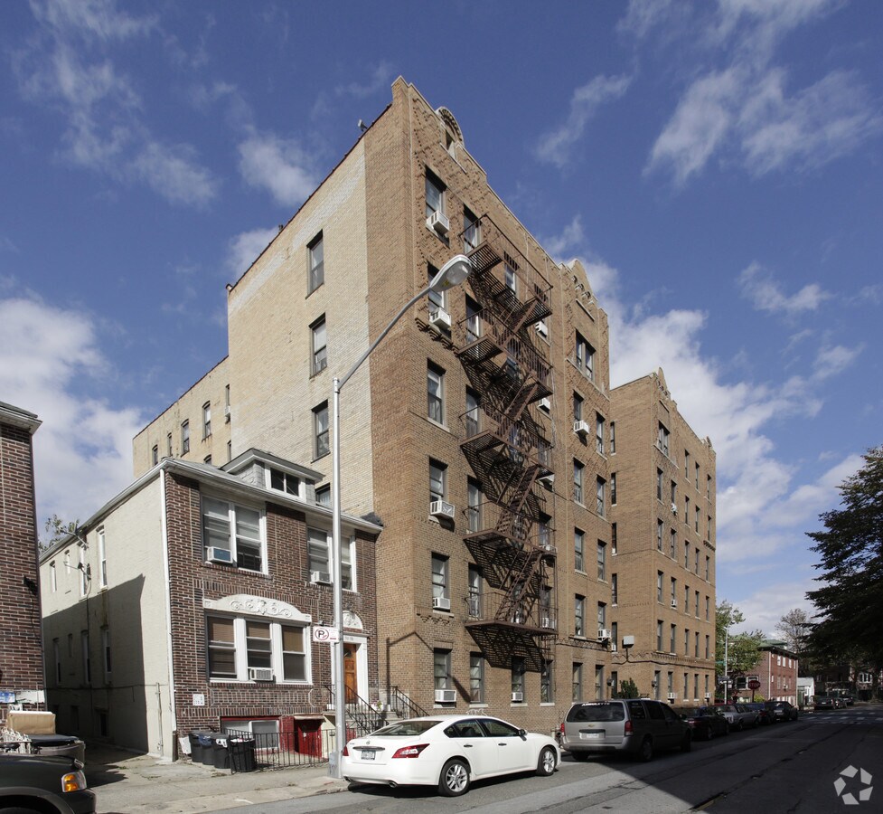 3026 Brighton 14th St - 3026 Brighton 14Th St