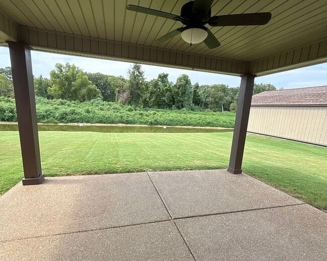 322 Hidden Springs Ln