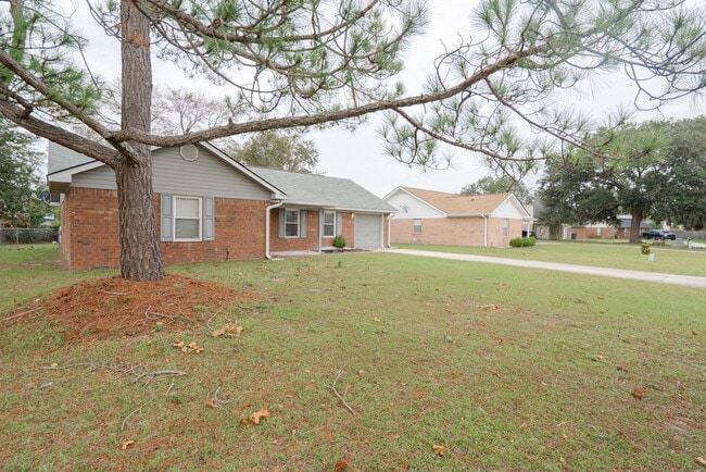Photo - 1442 Harrier Hollow