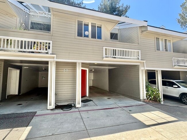 Building Photo - Desirable Pine Creek Condo by CAL POLY, 2 bedroom, 2 Bath + Den and Loft