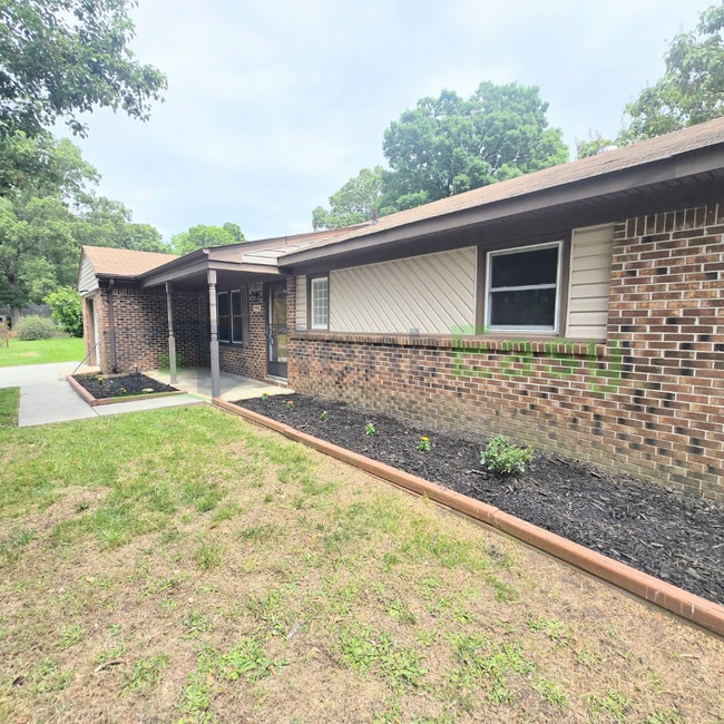 Photo - 5916 Vernon Dr