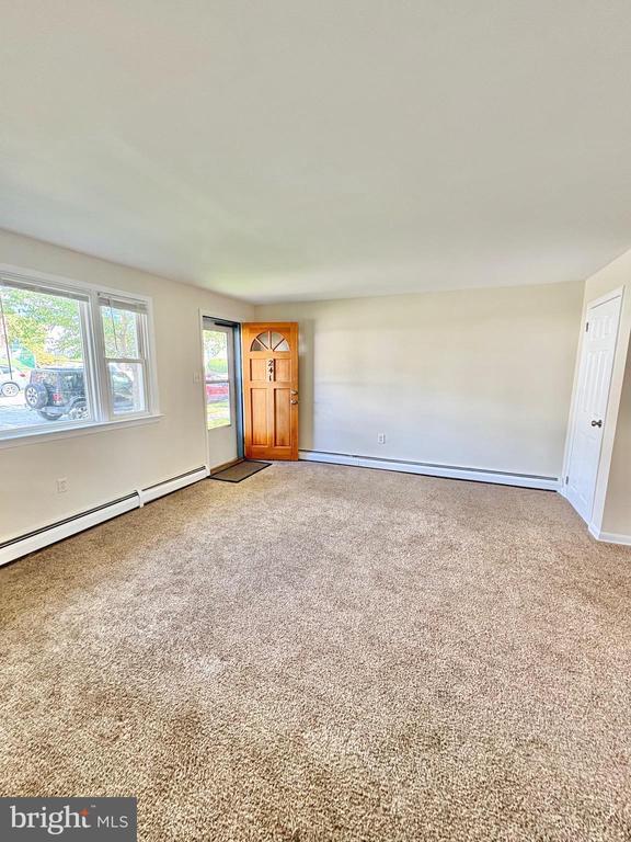 Photo - 241 E 10th Ave