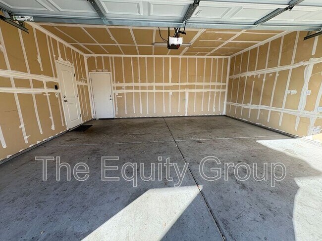 Photo - 3215 N Kent St