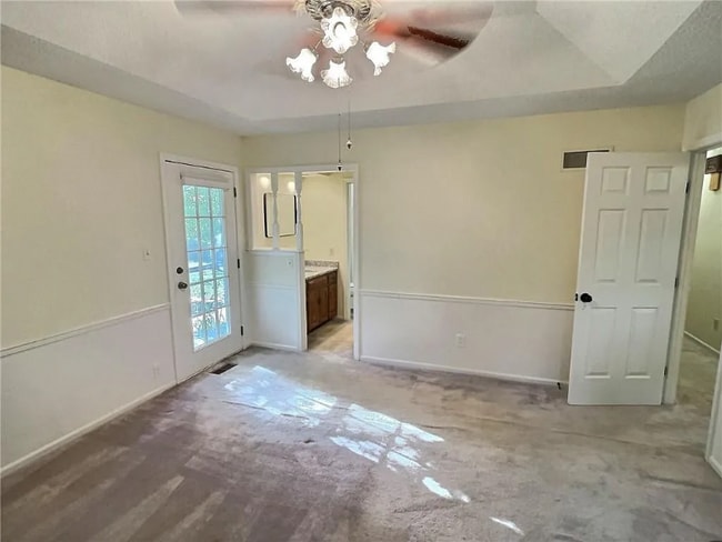 Photo - 1121 NE Ridgeview Dr