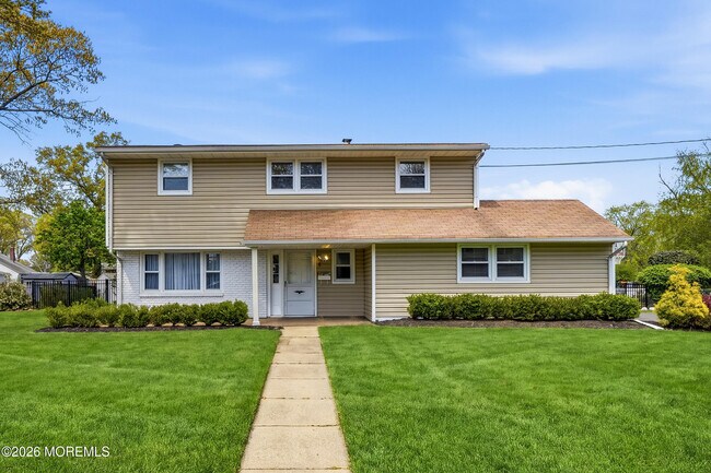 Building Photo - 4 Cheryl Dr