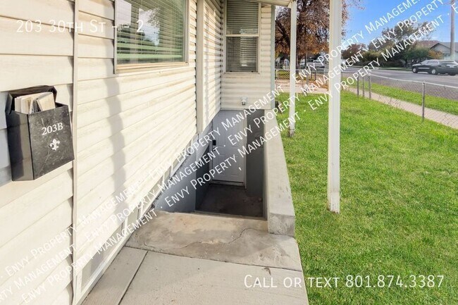 Photo - 203 30th St Unit 2