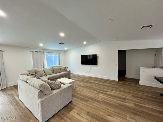 Building Photo - 6191 Bullion Blvd