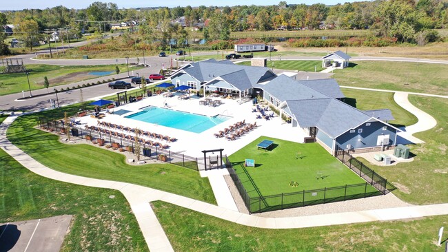 Resort Pool Deck - Abbey42 Rental