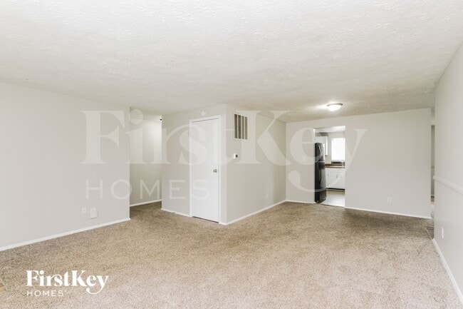 Photo - 5901 Pemberly Dr