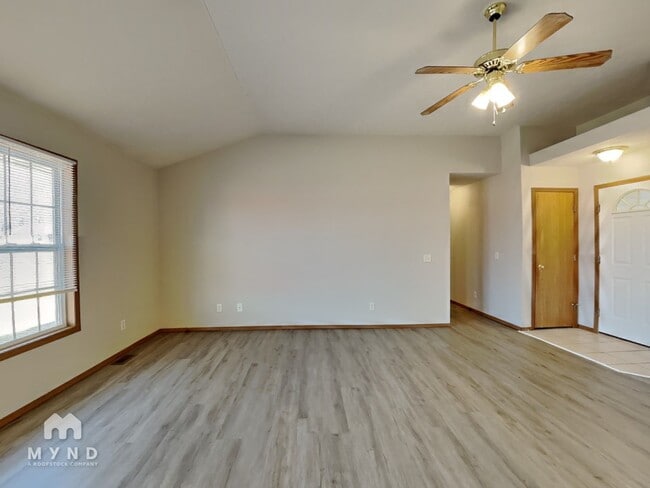 Photo - 539 N Century Ave