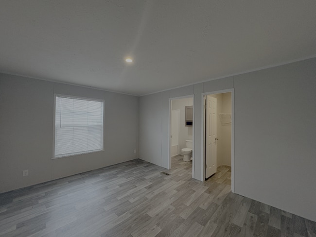 Photo - 364 Shummard Branch