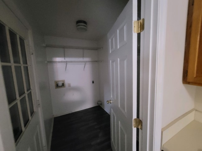 Photo - 117 Heather Pl