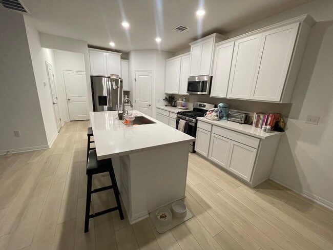 Photo - 5916 Jennifer Pasture Path