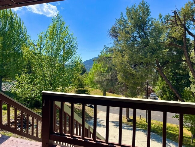 Photo - 14700 Voltaire Dr