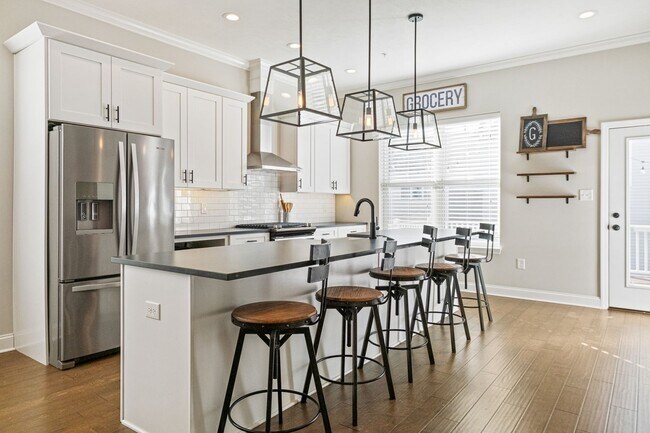 Photo - Luxury 3-Bedroom, 4-Bathroom House in Sout...