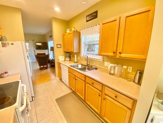 Photo - Furnished 2 or 3 bedroom condo Essex Junction