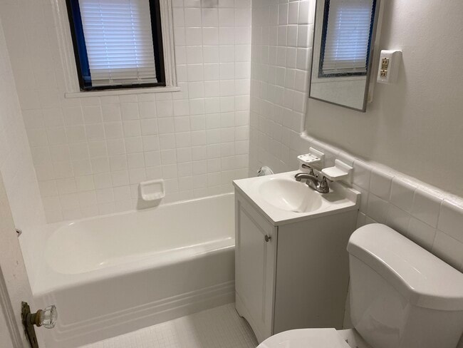 Photo - 1010 25th St NW Unit Swarthmore