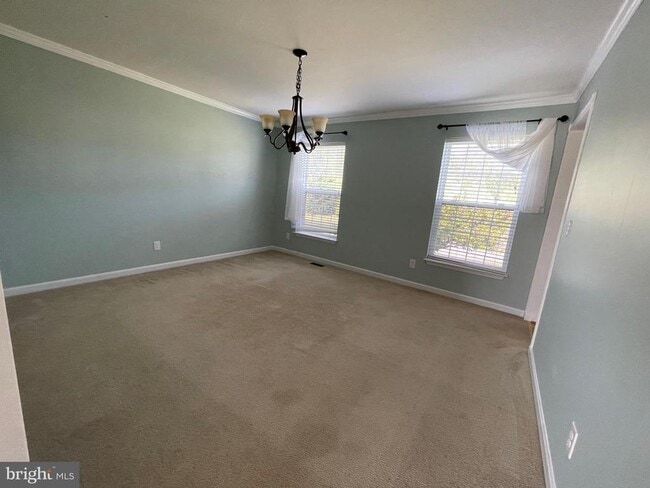 Photo - 21707 Harrison St