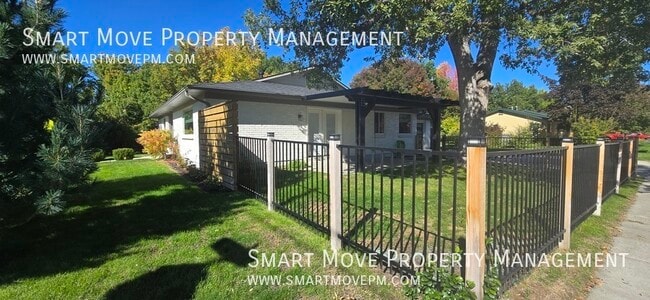 Photo - 4298 Catalpa-