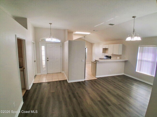 1261 Olde Bailey Ln