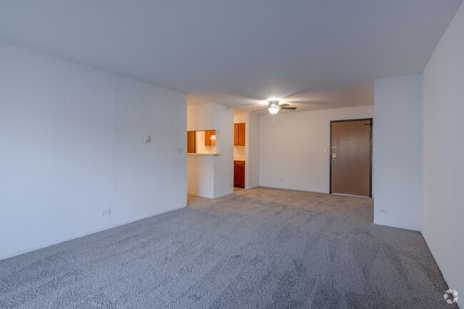 2BR, 1.5BA - 1000SF