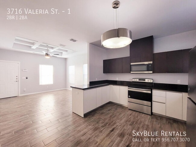 Building Photo - 3716 Valeria St Unit 1