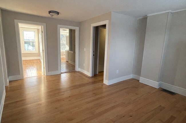13 Hampden St Unit 2