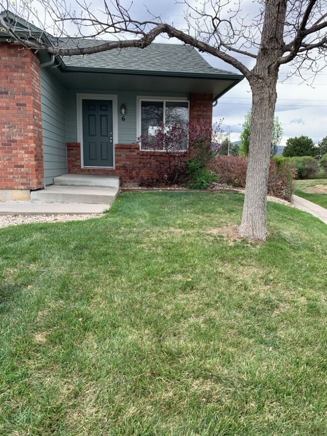 Photo - 3 Bed, 2 Bath Duplex in West Fort Collins close to Foothills