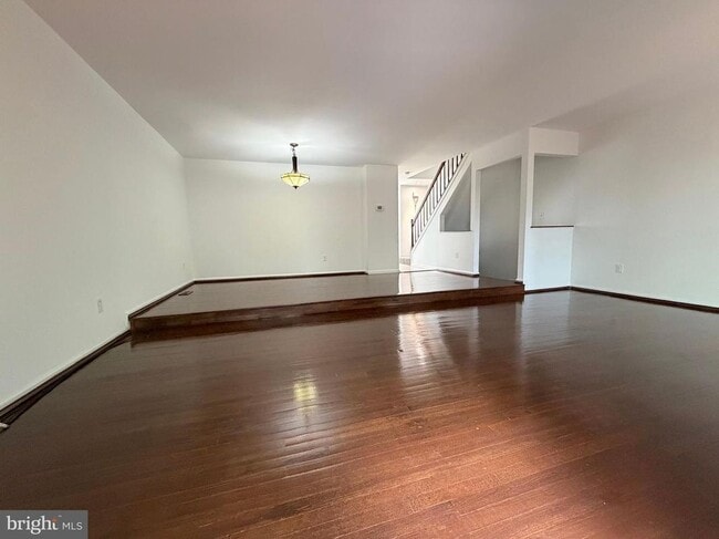 6122 Little Foxes Run