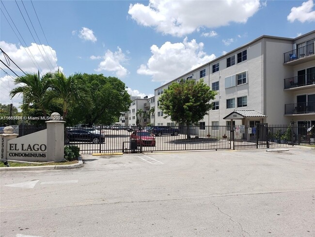 Photo - 5505 NW 7th St Unidad W219