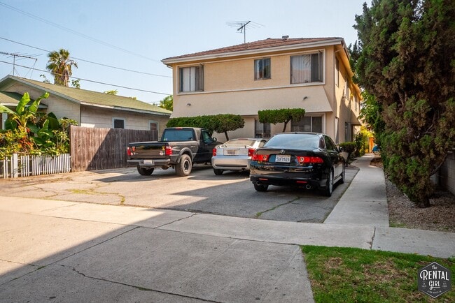 Building Photo - 3757 Glendon Ave Unit D