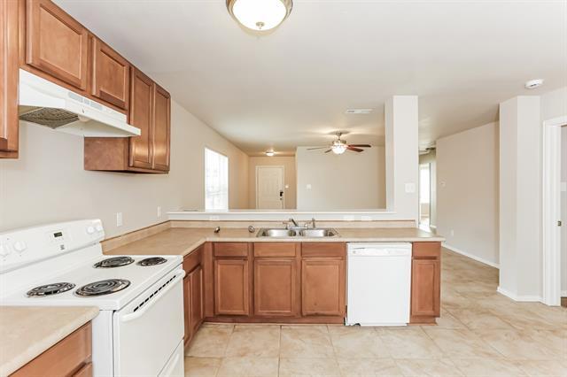 Photo - 706 Lloyd St